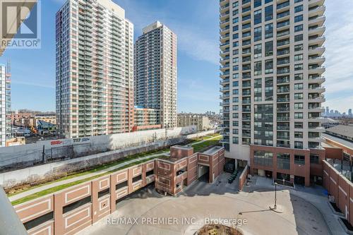 716 - 1420 Dupont Road, Toronto (Dovercourt-Wallace Emerson-Junction), ON - Outdoor With Facade