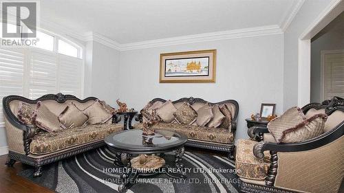 38 Eiffel Boulevard, Brampton (Vales Of Castlemore), ON - Indoor