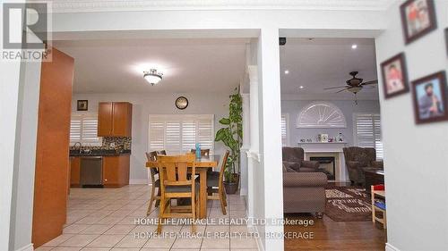 38 Eiffel Boulevard, Brampton, ON - Indoor