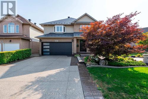 281 Brigadoon Drive, Hamilton, ON - Outdoor With Facade