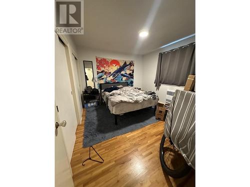 5710 Smith Avenue, Burnaby, BC - Indoor Photo Showing Bedroom