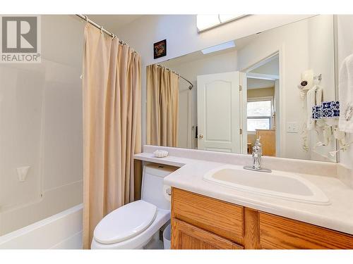 3536 Ranch Road, West Kelowna, BC - Indoor Photo Showing Bathroom