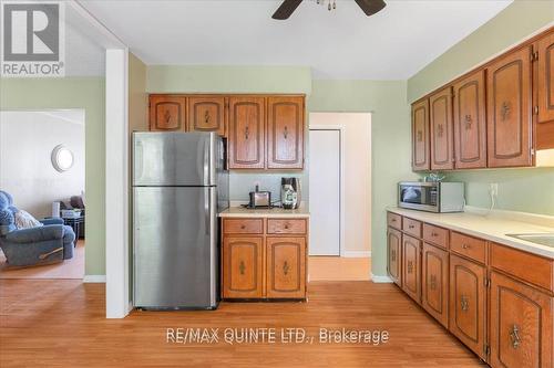 27A Pepper Avenue, Belleville, ON - Indoor Photo Showing Kitchen