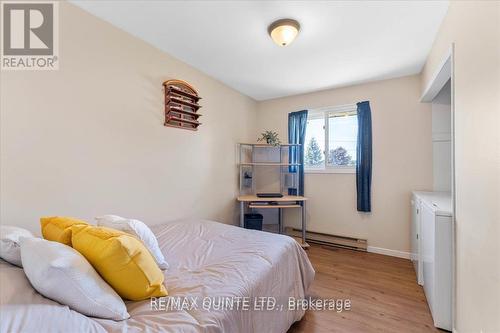 27A Pepper Avenue, Belleville, ON - Indoor Photo Showing Bedroom