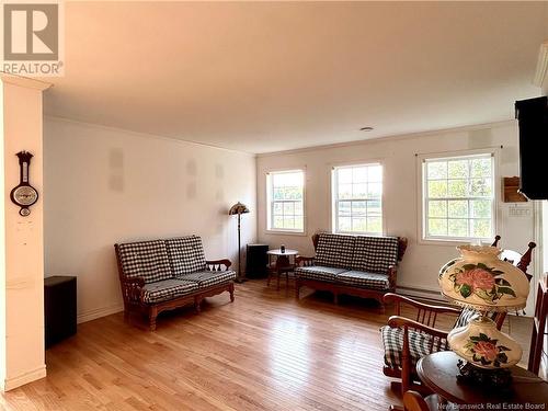 41 Hortons Creek Road, Bay Du Vin, NB - Indoor Photo Showing Living Room