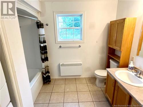 41 Hortons Creek Road, Bay Du Vin, NB - Indoor Photo Showing Bathroom