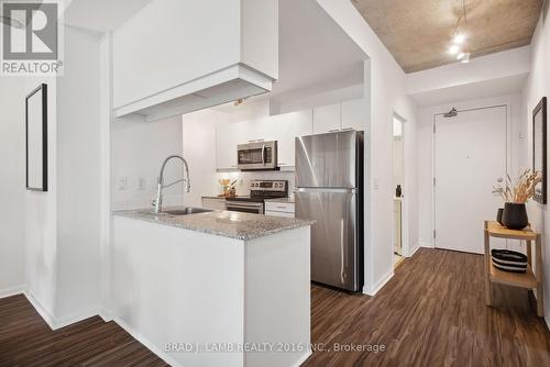 309 - 333 Adelaide Street E, Toronto (Moss Park), ON - Indoor Photo Showing Kitchen With Stainless Steel Kitchen