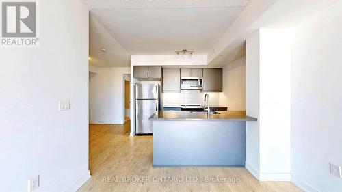 3605 - 50 Wellesley Street E, Toronto, ON - Indoor Photo Showing Kitchen With Double Sink