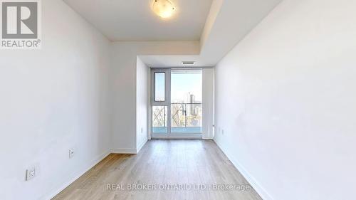 3605 - 50 Wellesley Street E, Toronto, ON - Indoor Photo Showing Other Room