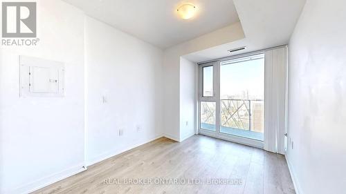 3605 - 50 Wellesley Street E, Toronto, ON - Indoor Photo Showing Other Room