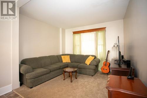 454 North St, Sault Ste. Marie, ON - Indoor Photo Showing Living Room