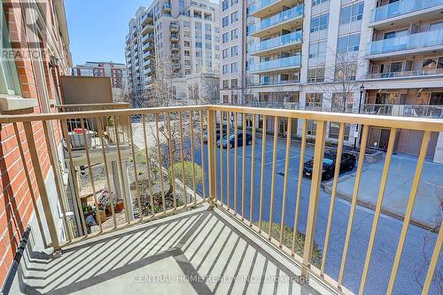 21 - 21 Galleria Parkway, Markham (Commerce Valley), ON - Outdoor With Balcony