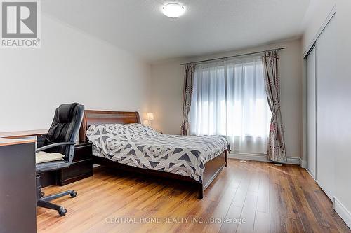 21 - 21 Galleria Parkway, Markham (Commerce Valley), ON - Indoor Photo Showing Bedroom