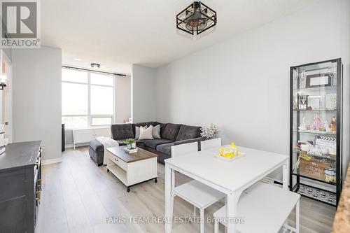 701 - 9235 Jane Street, Vaughan, ON - Indoor