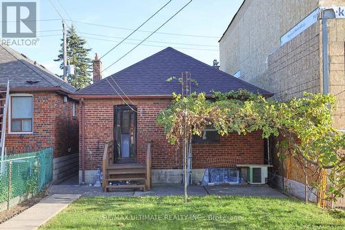 138 Bowie Avenue, Toronto (Briar Hill-Belgravia), ON - Outdoor