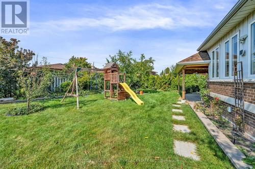 33 Hamer Boulevard, Toronto, ON - Outdoor