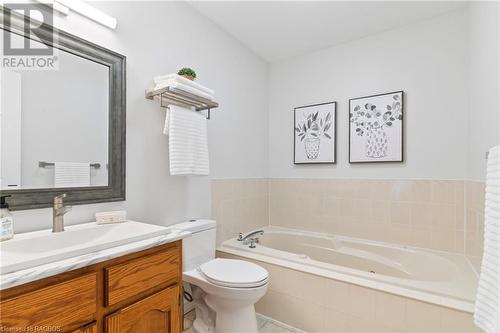 334 Parkwood Drive, Port Elgin, ON - Indoor Photo Showing Bathroom