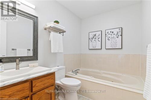 334 Parkwood Drive, Saugeen Shores, ON - Indoor Photo Showing Bathroom