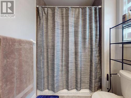 2 Castlebay Street, Kitchener, ON - Indoor Photo Showing Bathroom