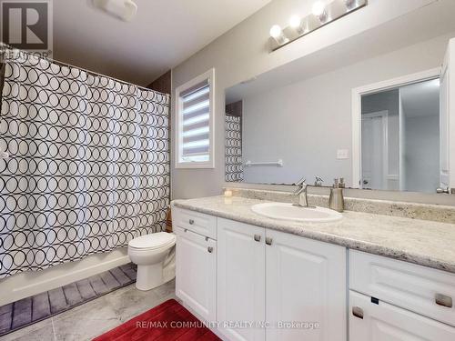 2 Castlebay Street, Kitchener, ON - Indoor Photo Showing Bathroom