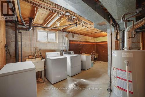 255 Berwick Street, Haldimand, ON - Indoor Photo Showing Laundry Room