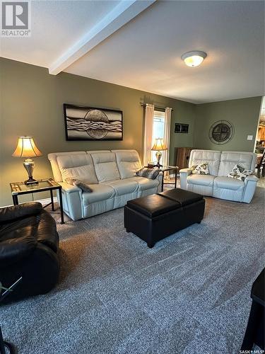 115 Herbert Street, Hazenmore, SK - Indoor Photo Showing Living Room