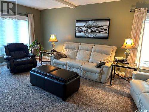 115 Herbert Street, Hazenmore, SK - Indoor Photo Showing Living Room