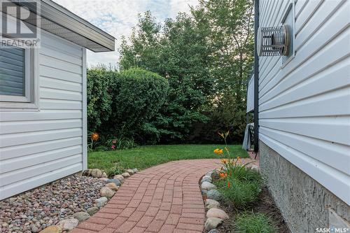 5140 Donnelly Crescent, Regina, SK - Outdoor With Exterior