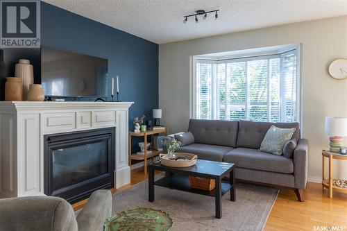 5140 Donnelly Crescent, Regina, SK - Indoor Photo Showing Living Room With Fireplace