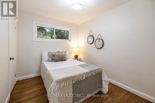 410 Elizabeth Street, Oshawa (Mclaughlin), ON - Indoor Photo Showing Bedroom