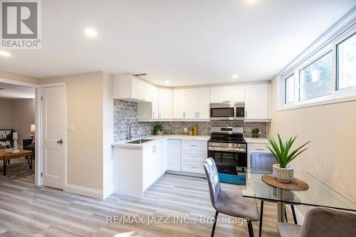 410 Elizabeth Street, Oshawa (Mclaughlin), ON - Indoor Photo Showing Dining Room