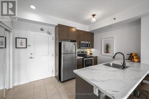 306 - 5317 Upper Middle Road, Burlington (Orchard), ON - Indoor Photo Showing Kitchen