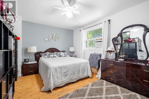 20 Irmac Court, Toronto (Lambton Baby Point), ON - Indoor Photo Showing Bedroom