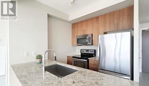 2801 - 4099 Brickstone Mews, Mississauga, ON - Indoor Photo Showing Kitchen With Stainless Steel Kitchen