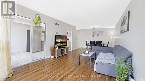 608 - 21 Markbrook Lane, Toronto (Mount Olive-Silverstone-Jamestown), ON - Indoor Photo Showing Living Room