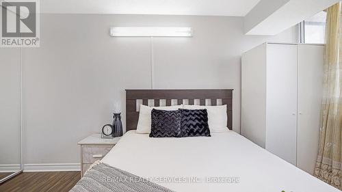 608 - 21 Markbrook Lane, Toronto (Mount Olive-Silverstone-Jamestown), ON - Indoor Photo Showing Bedroom