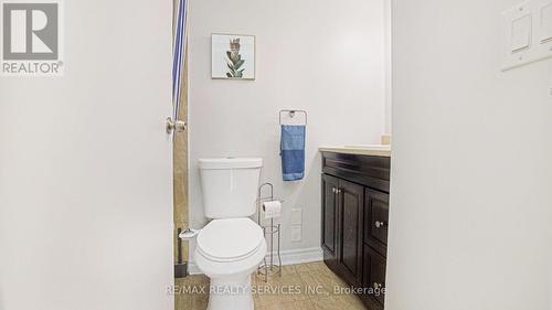 608 - 21 Markbrook Lane, Toronto (Mount Olive-Silverstone-Jamestown), ON - Indoor Photo Showing Bathroom