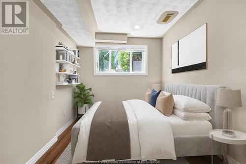 2512 Norcrest Avenue, Windsor, ON - Indoor Photo Showing Bedroom