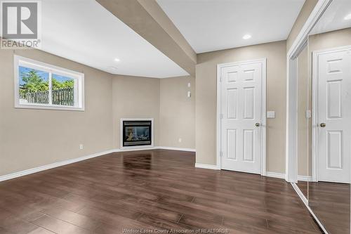 2512 Norcrest Avenue, Windsor, ON - Indoor With Fireplace