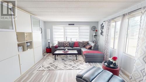 65 9207 82 Street, Fort St. John, BC - Indoor Photo Showing Living Room