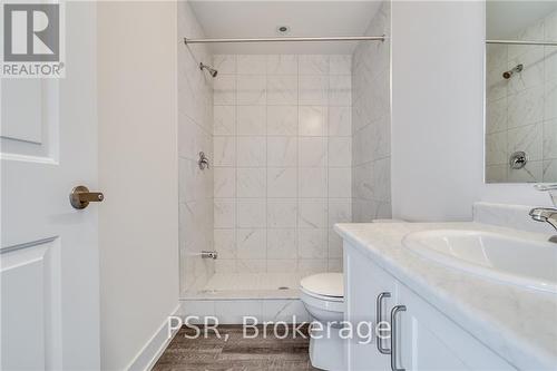 1 - 261 Skinner Road, Hamilton (Waterdown), ON - Indoor Photo Showing Bathroom