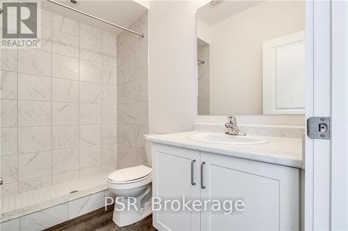 1 - 261 Skinner Road, Hamilton (Waterdown), ON - Indoor Photo Showing Bathroom