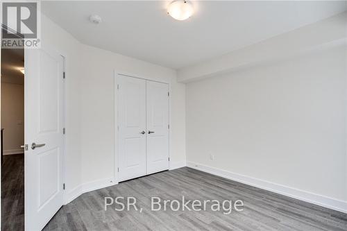 1 - 261 Skinner Road, Hamilton (Waterdown), ON - Indoor Photo Showing Other Room