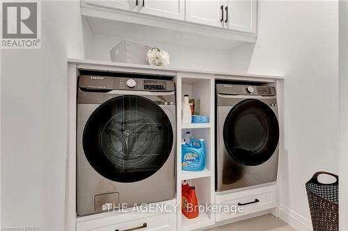 16 St Ladislaus Street, Norfolk, ON - Indoor Photo Showing Laundry Room