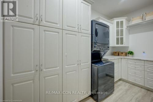 18 Anita Drive, Wellesley, ON - Indoor Photo Showing Laundry Room