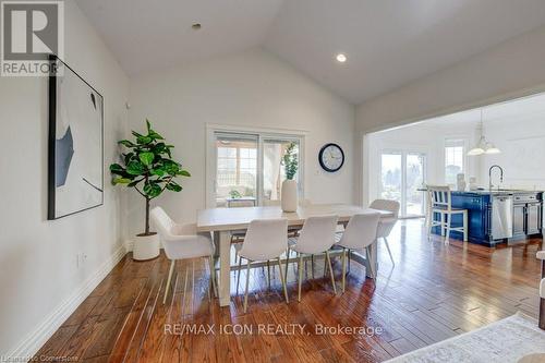 18 Anita Drive, Wellesley, ON - Indoor Photo Showing Dining Room