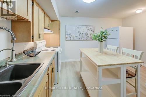 18 Anita Drive, Wellesley, ON - Indoor Photo Showing Kitchen