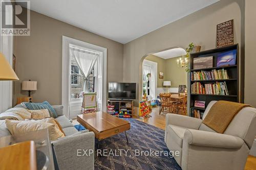 79-81 Oxford Street, Guelph (Exhibition Park), ON - Indoor Photo Showing Living Room