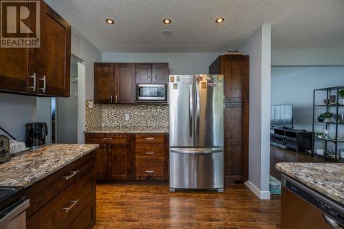 195 Watson Crescent, Prince George, BC - Indoor Photo Showing Kitchen