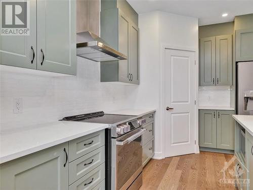 750 Cope Drive, Ottawa, ON - Indoor Photo Showing Kitchen With Upgraded Kitchen